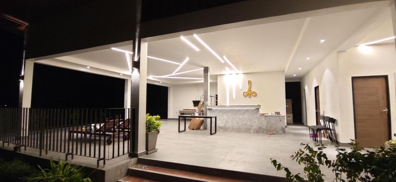 Aranya Resort Ko Lanta Екстериор снимка